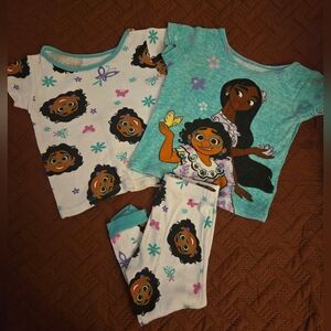 Disney Encanto size 2T
